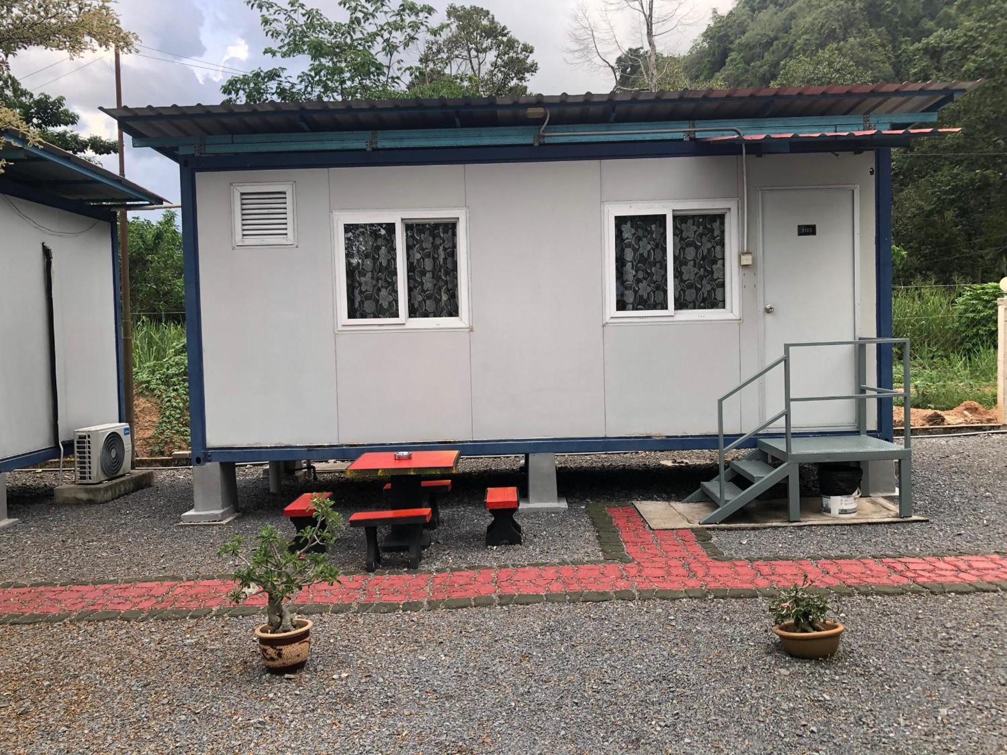 Guest House Gua Kelam Kaki Bukit Экстерьер фото